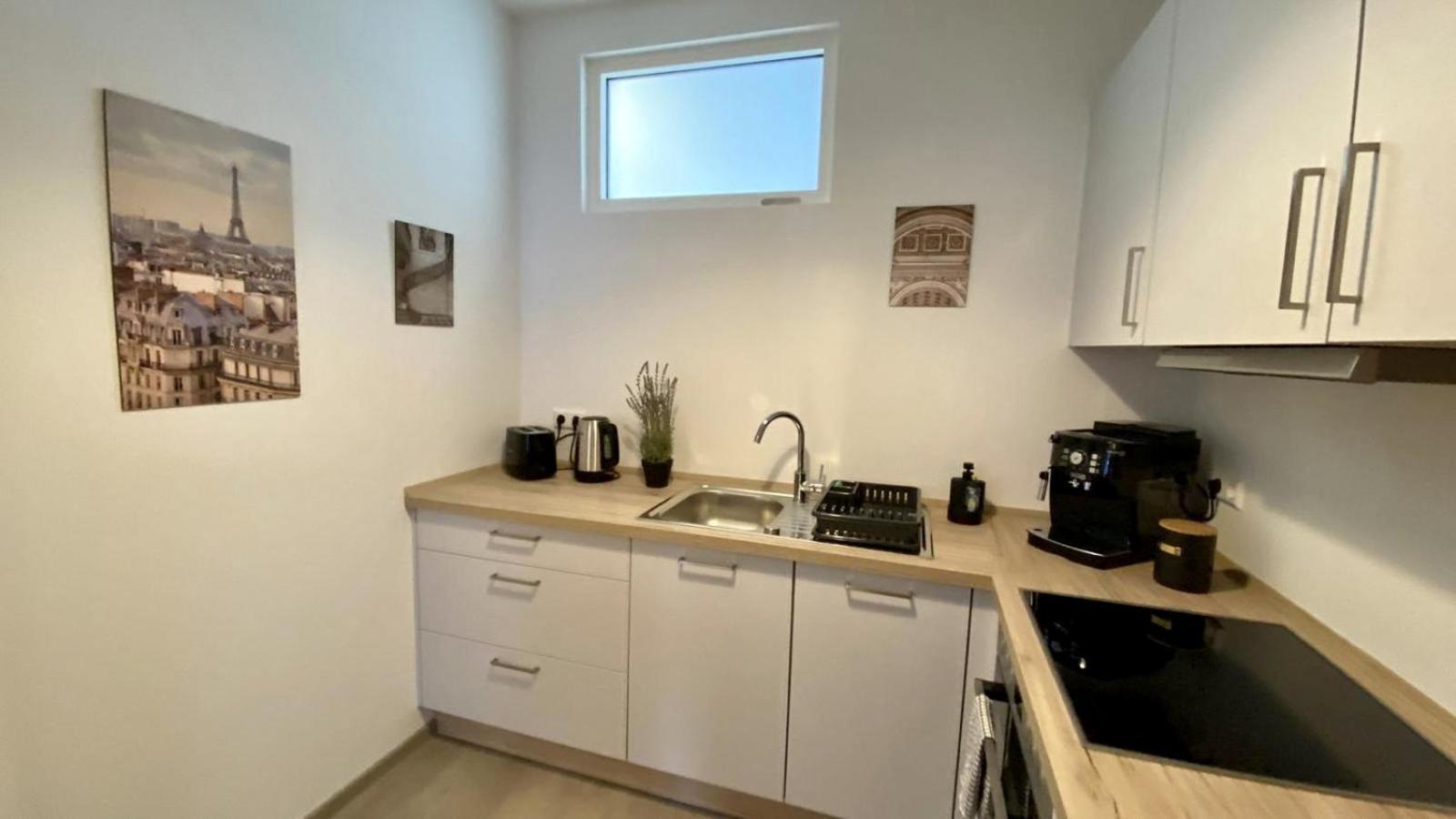 Discovair - Eisenach Karl14 - Vollausgestattete Apartments Mit Netflix In Der Fussgaengerzone Szoba fotó