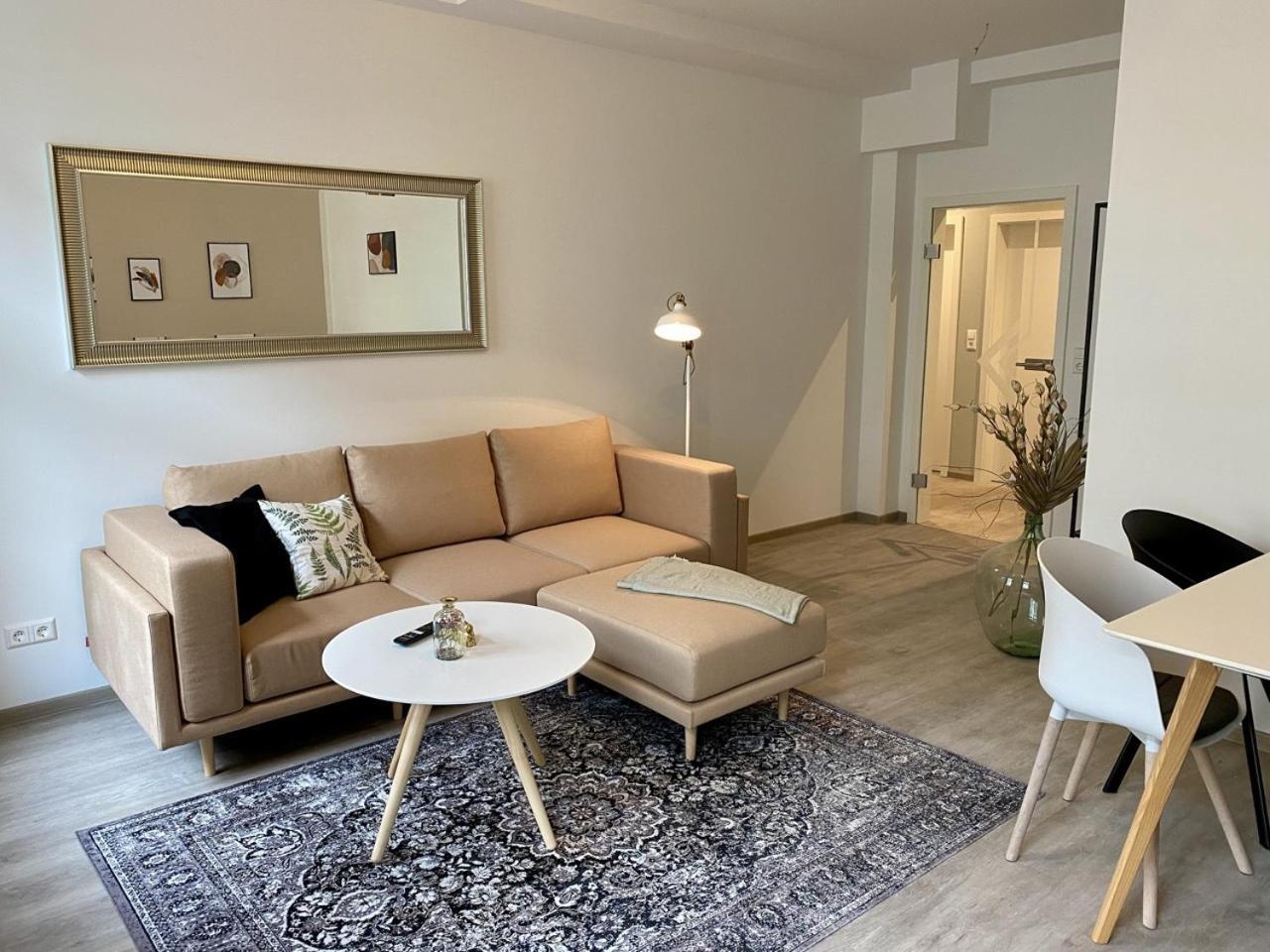 Discovair - Eisenach Karl14 - Vollausgestattete Apartments Mit Netflix In Der Fussgaengerzone Szoba fotó